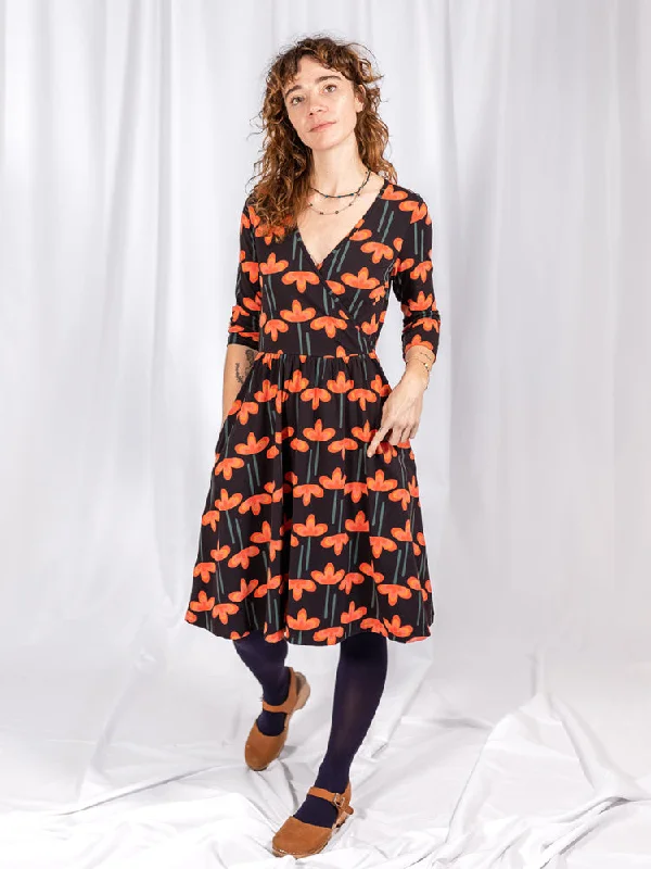 Callie 3/4 Sleeve Wrap Dress - Mod Daisy Poppy