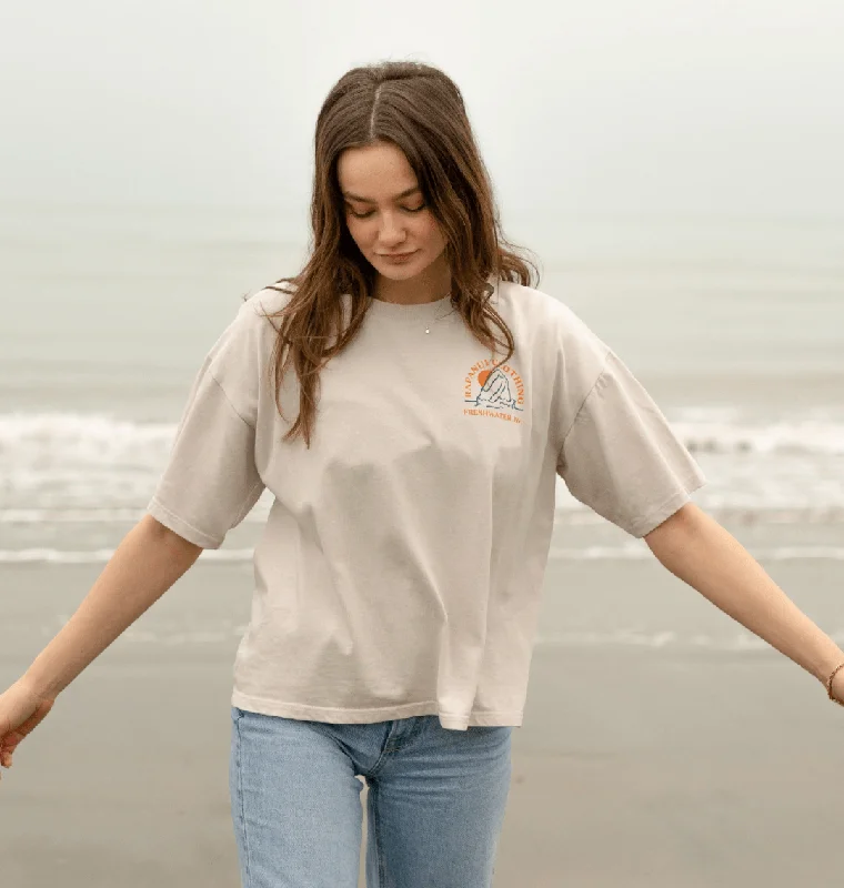 Women's Freshwater Shore Oversized T-shirt